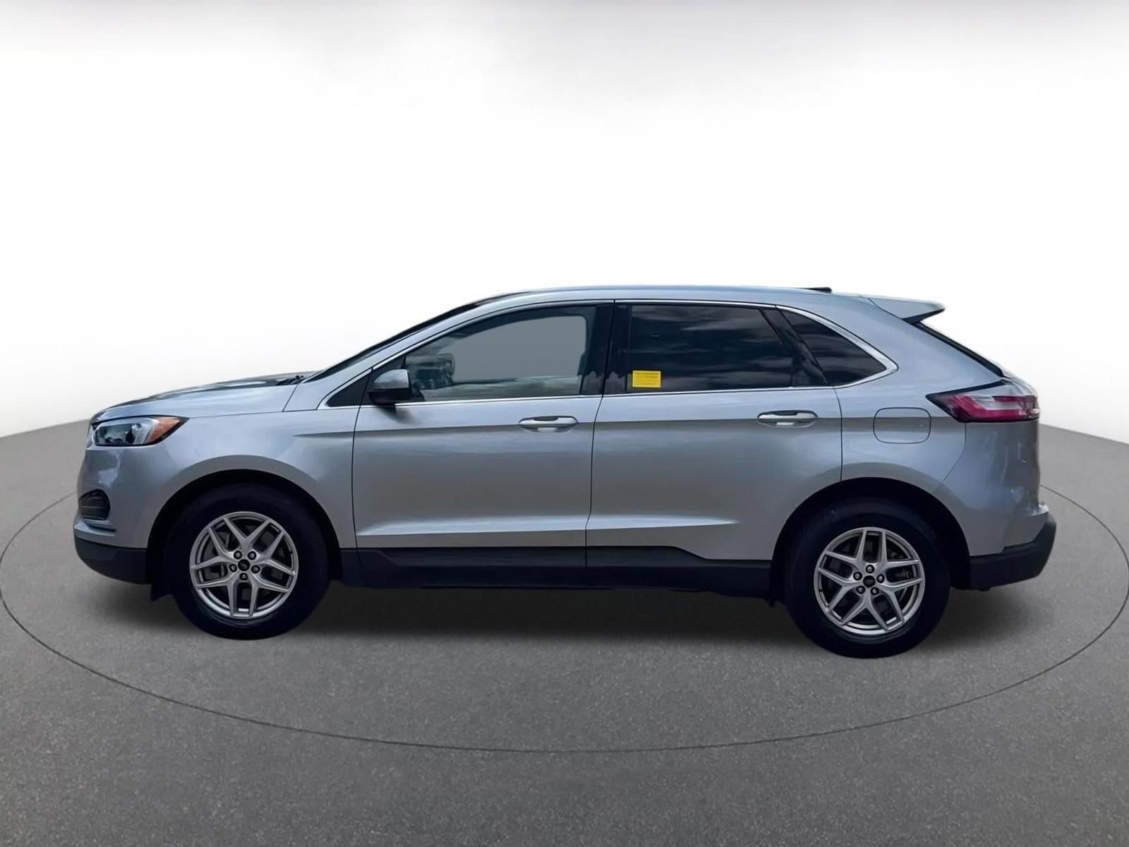 Thumbnail: 2024 Ford Edge - 9