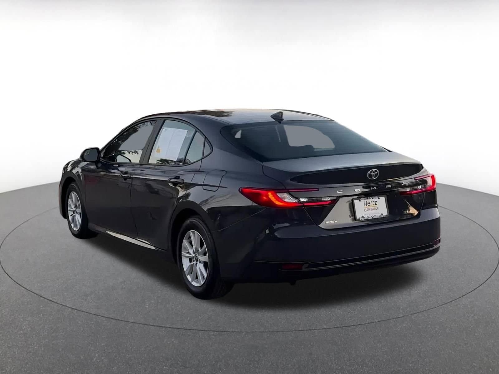 Thumbnail: 2025 Toyota Camry - 10