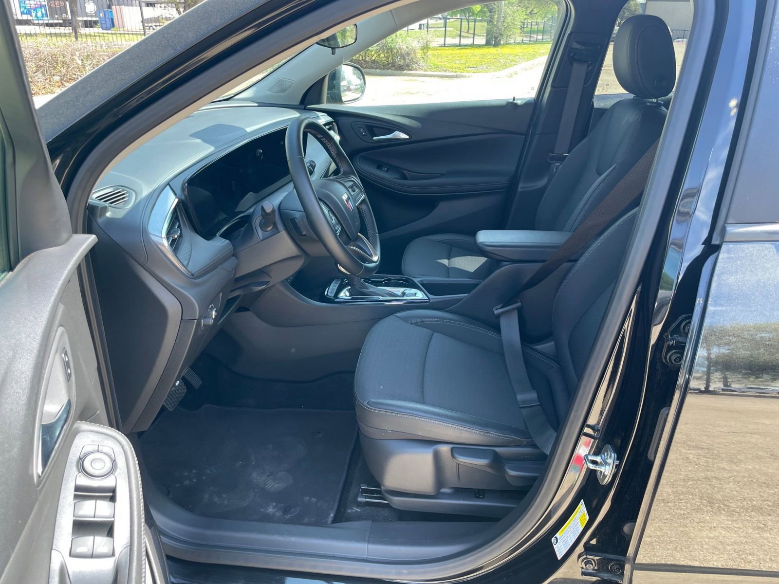 Thumbnail: 2025 Buick Encore GX - 28