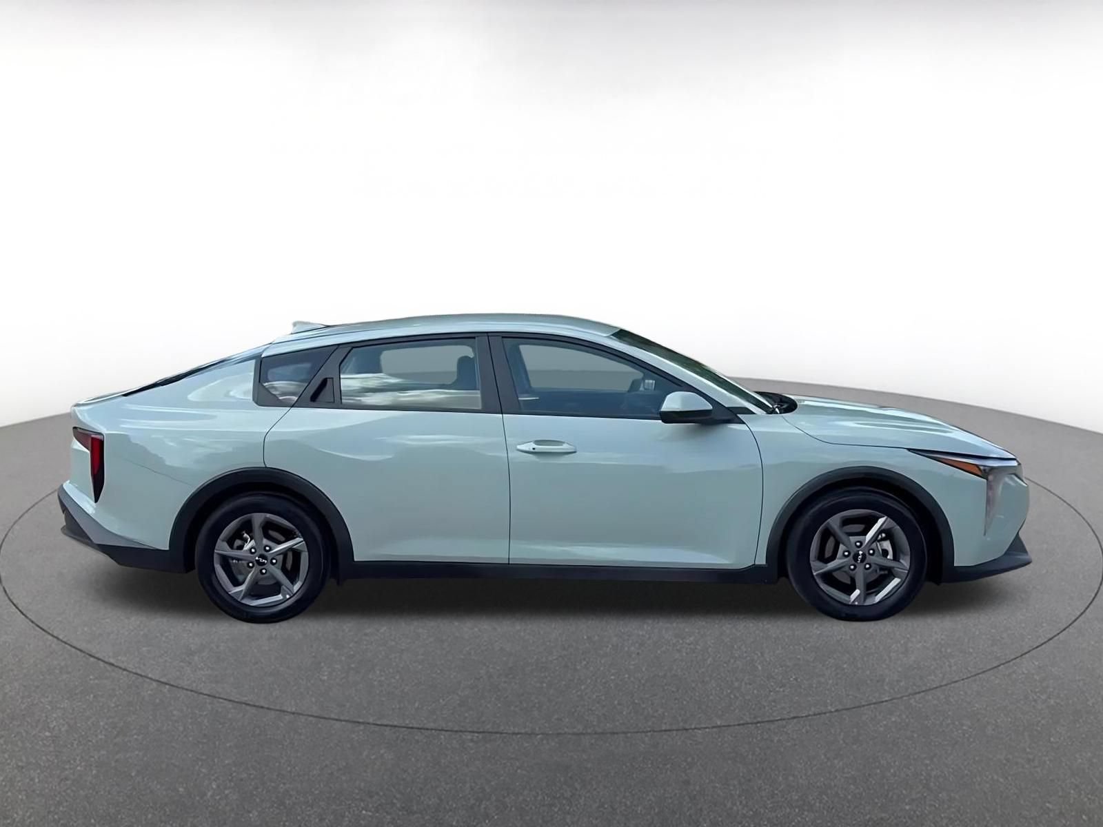 Thumbnail: 2025 Kia K4 - 16