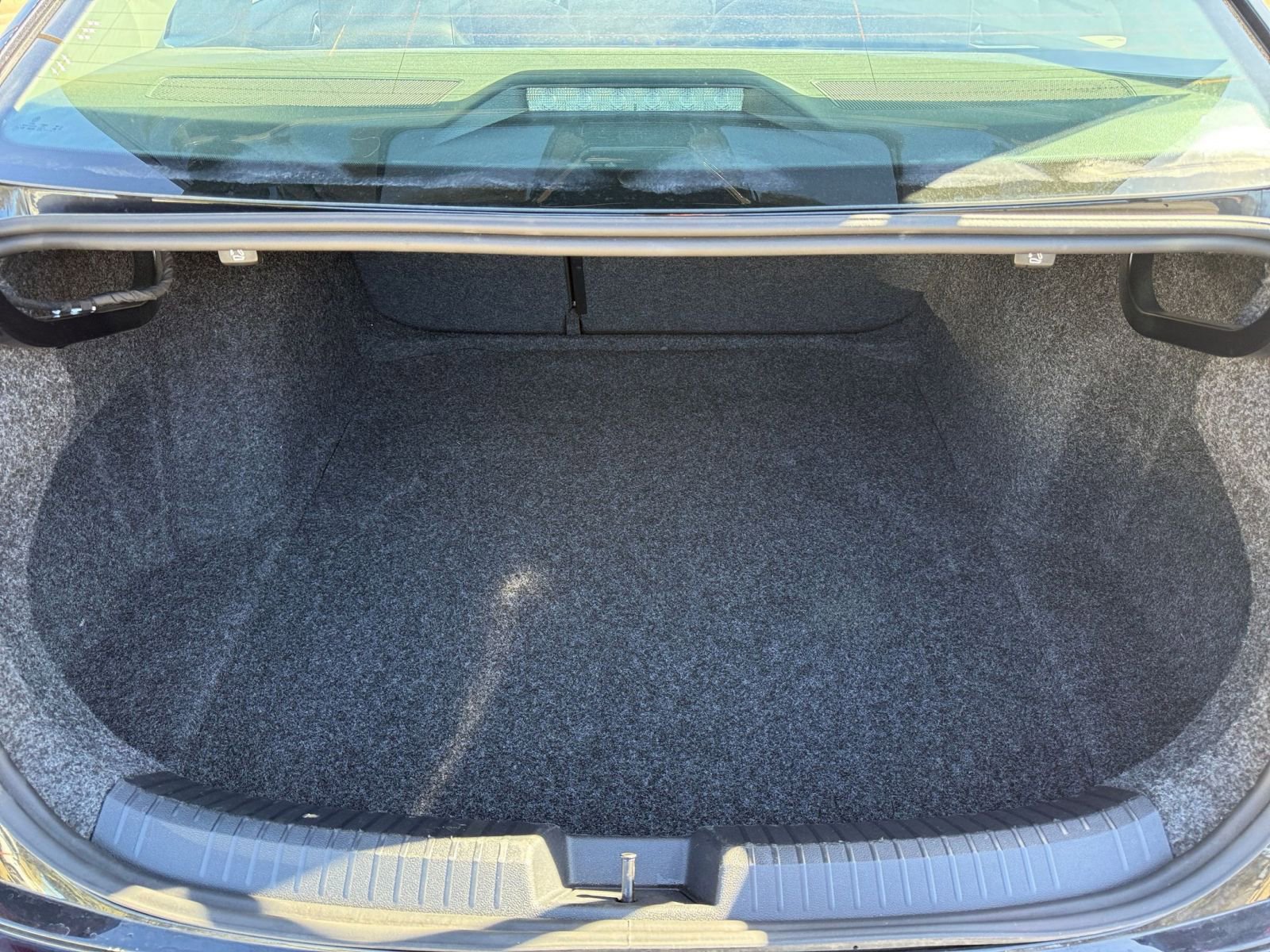 Thumbnail: 2025 Volkswagen Jetta - 33