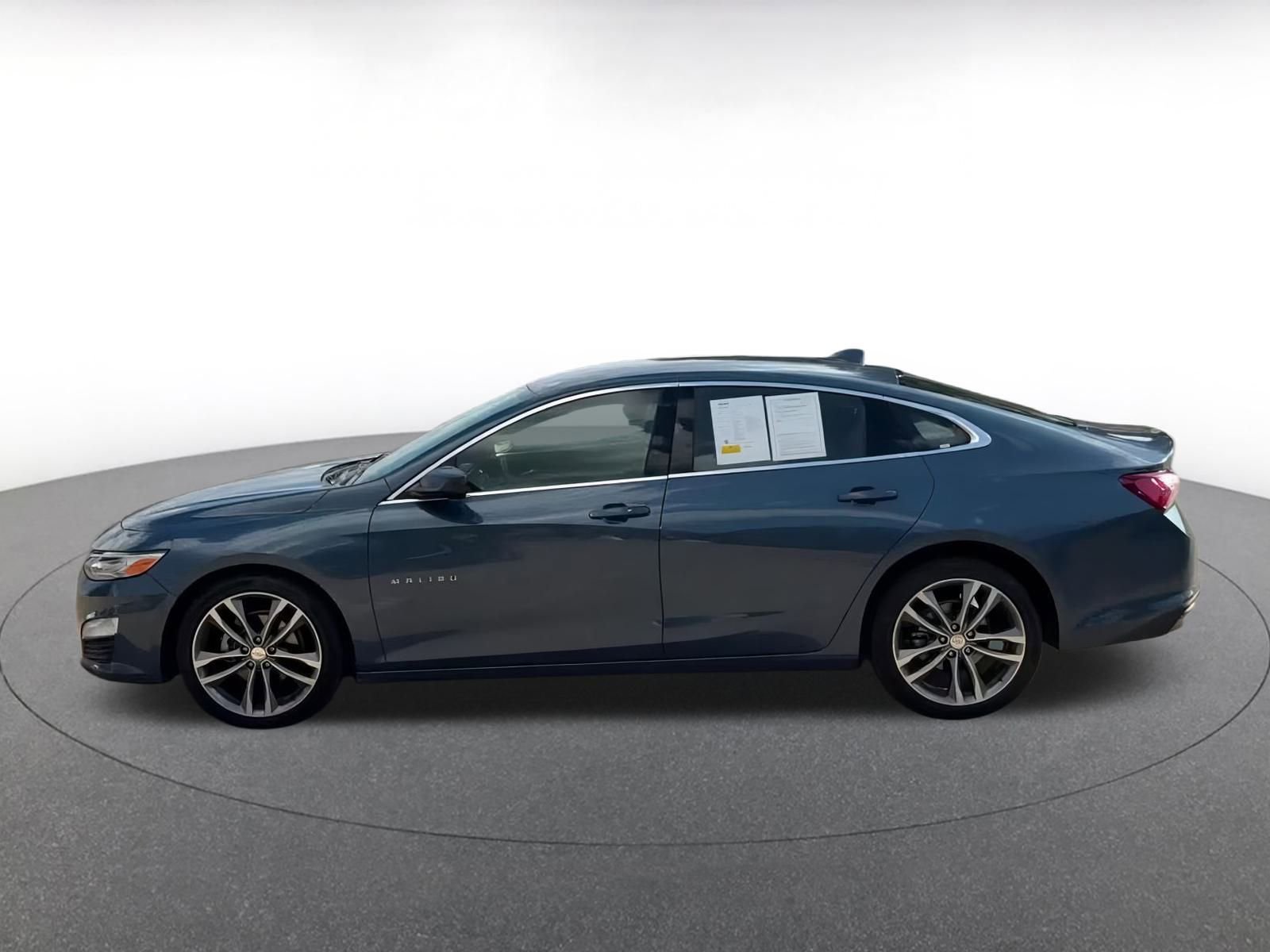 Thumbnail: 2024 Chevrolet Malibu - 9