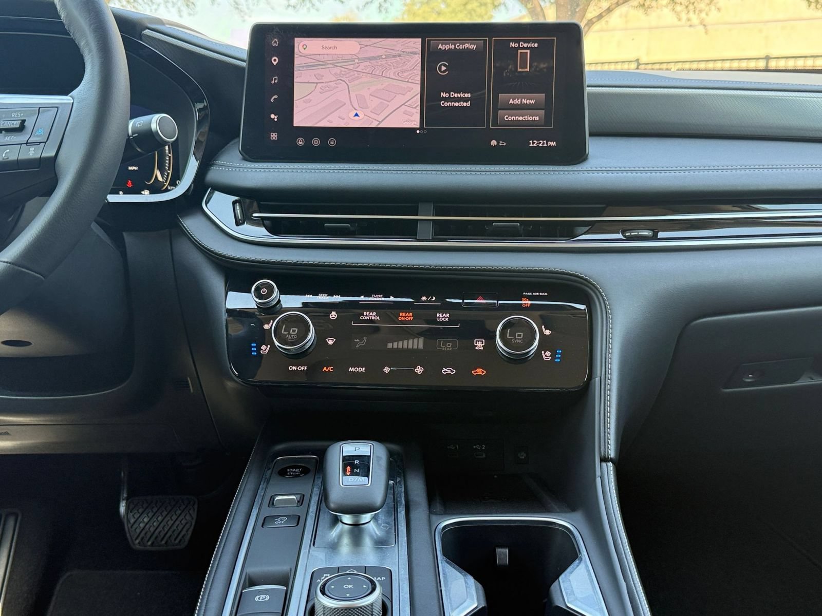 Thumbnail: 2026 INFINITI QX60 - 16