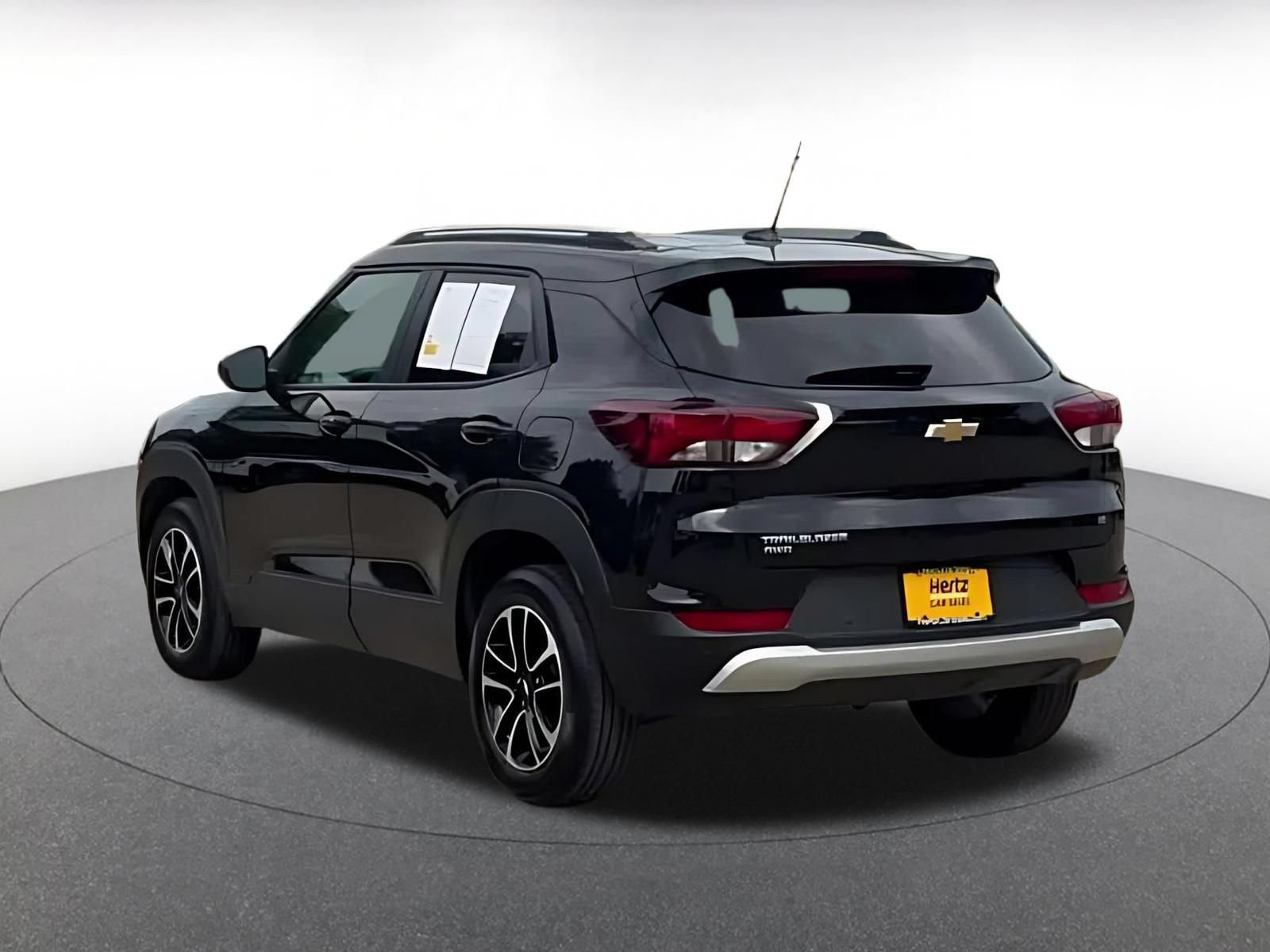 Thumbnail: 2025 Chevrolet TrailBlazer - 11