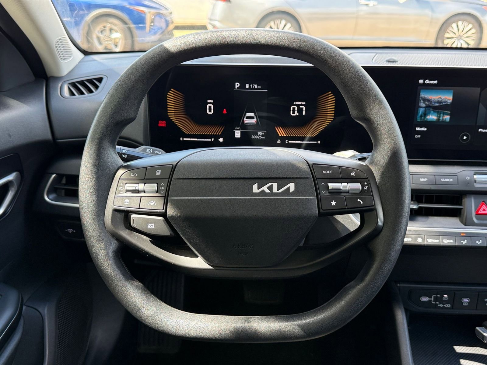Thumbnail: 2025 Kia K4 - 30