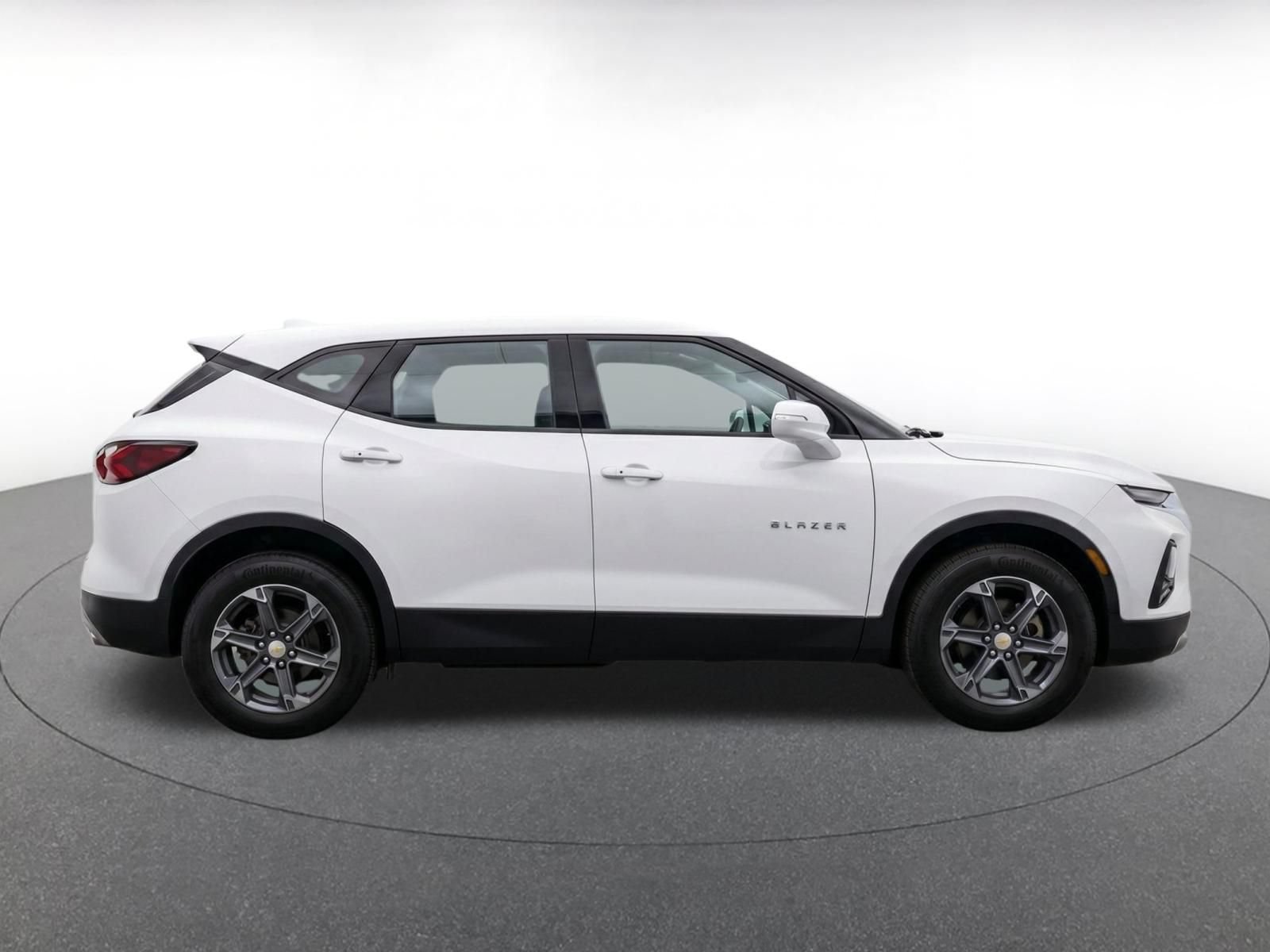 Thumbnail: 2026 Chevrolet Blazer - 10