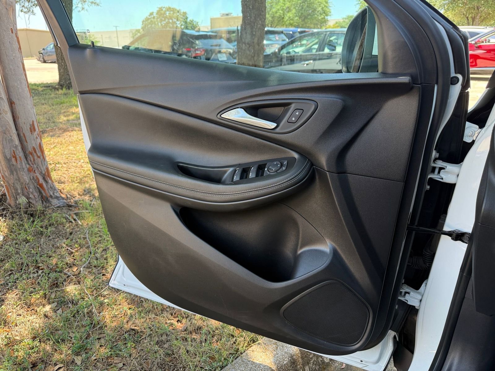 Thumbnail: 2025 Buick Encore GX - 18
