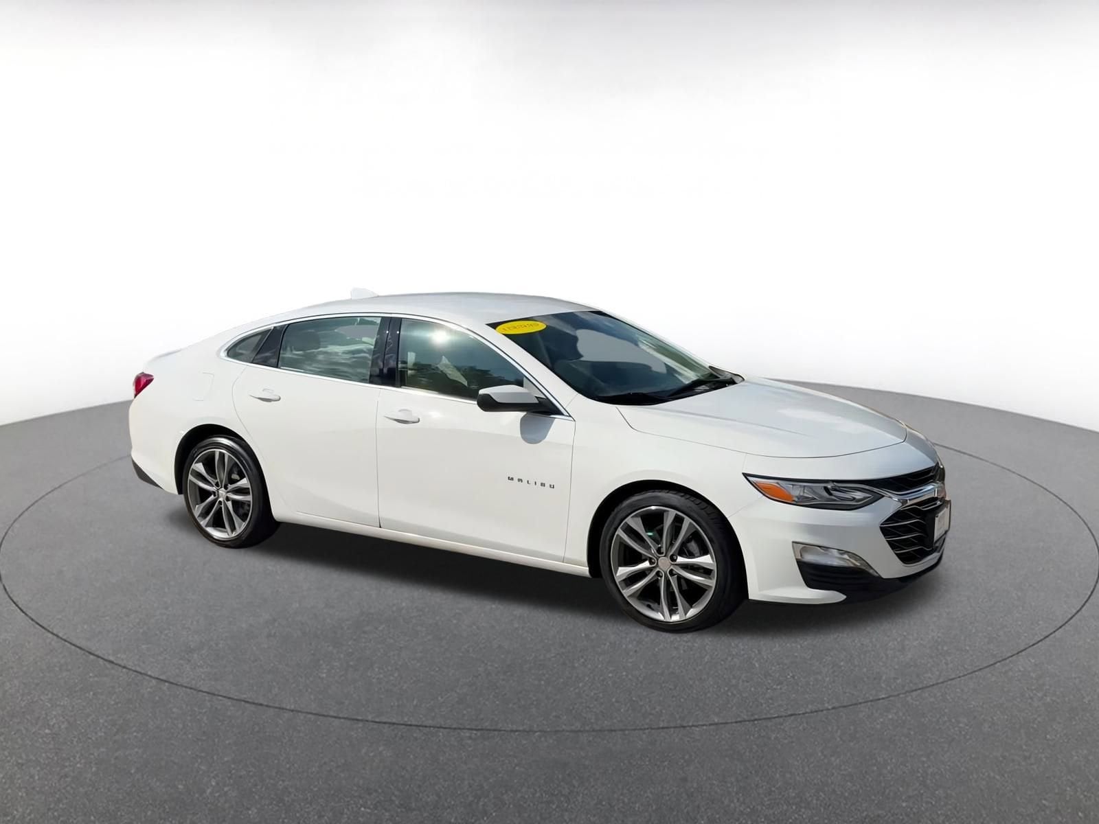 Thumbnail: 2024 Chevrolet Malibu - 2
