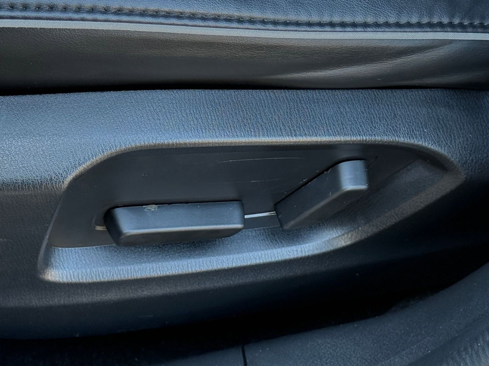 Thumbnail: 2025 Mazda CX-5 - 23