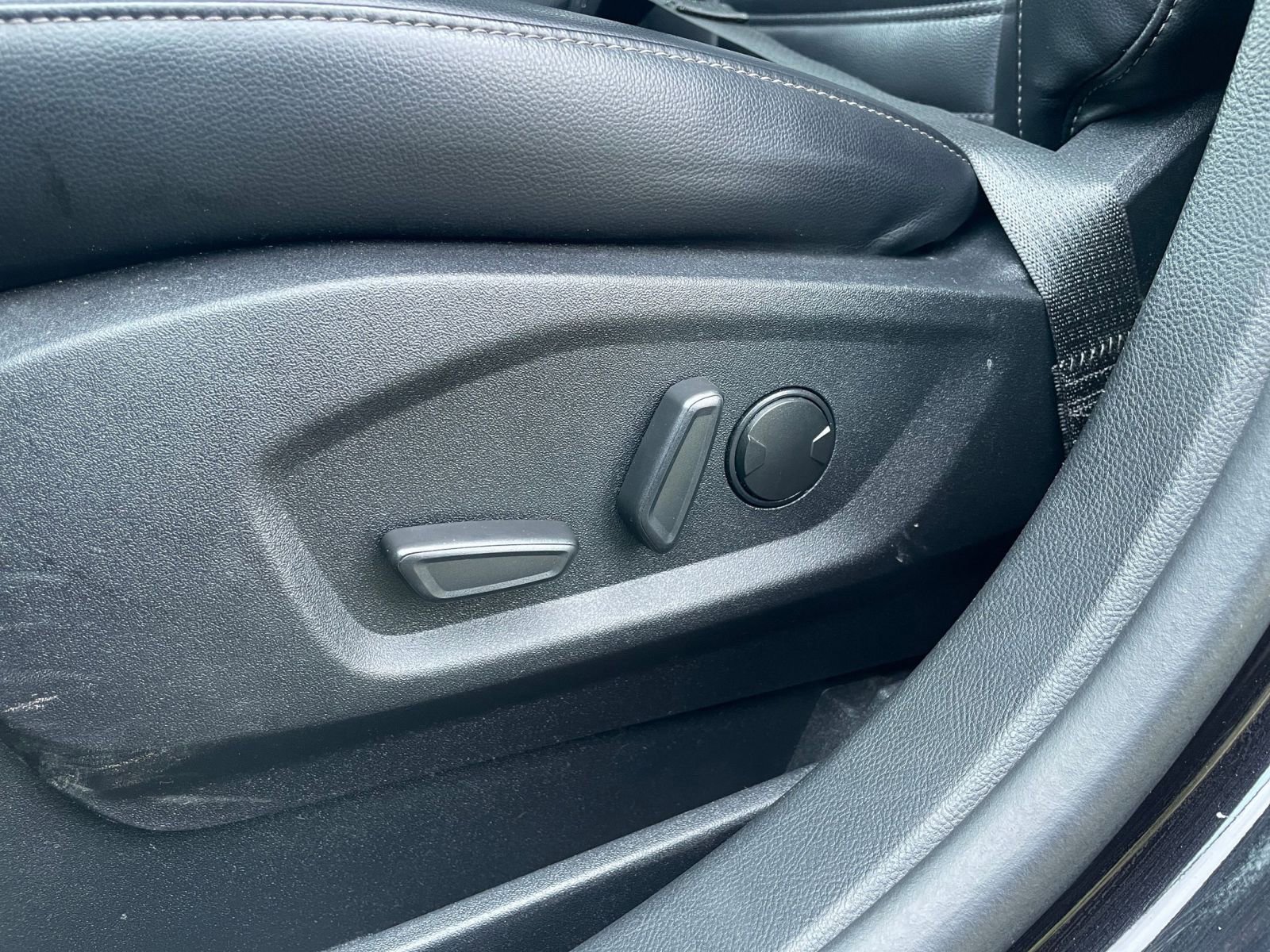 Thumbnail: 2024 Ford Edge - 23