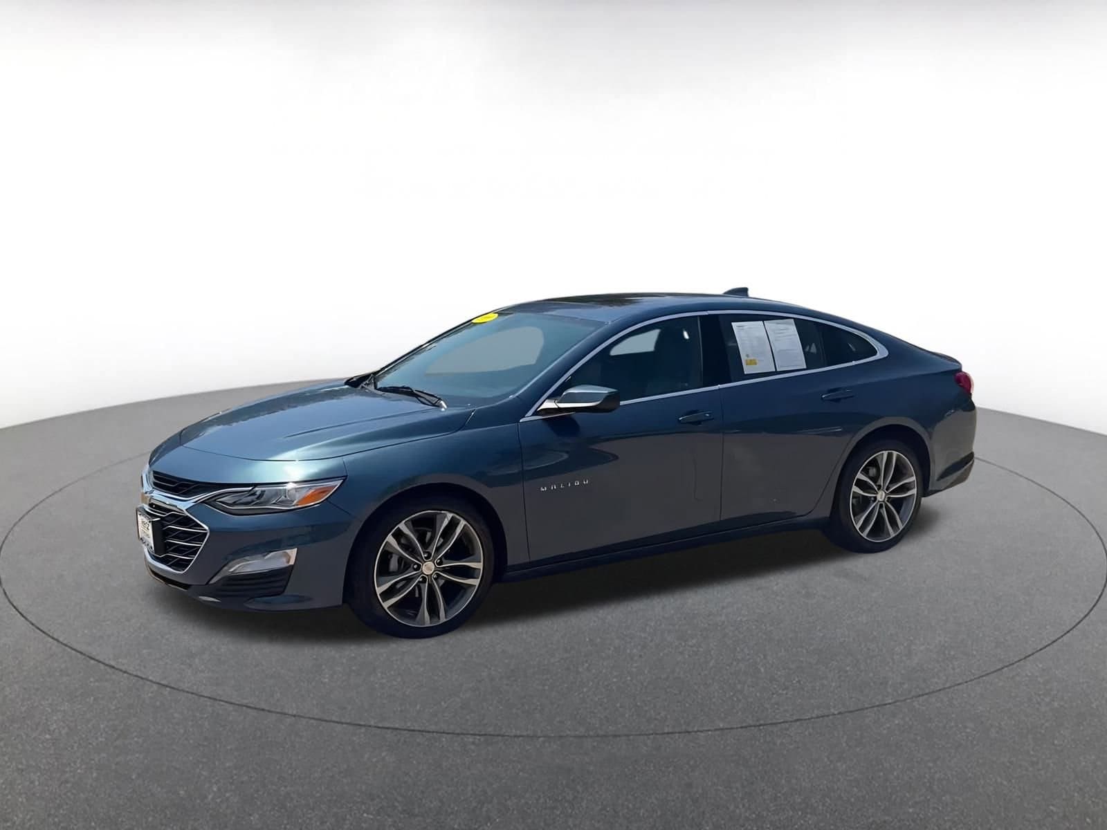 Thumbnail: 2024 Chevrolet Malibu - 8