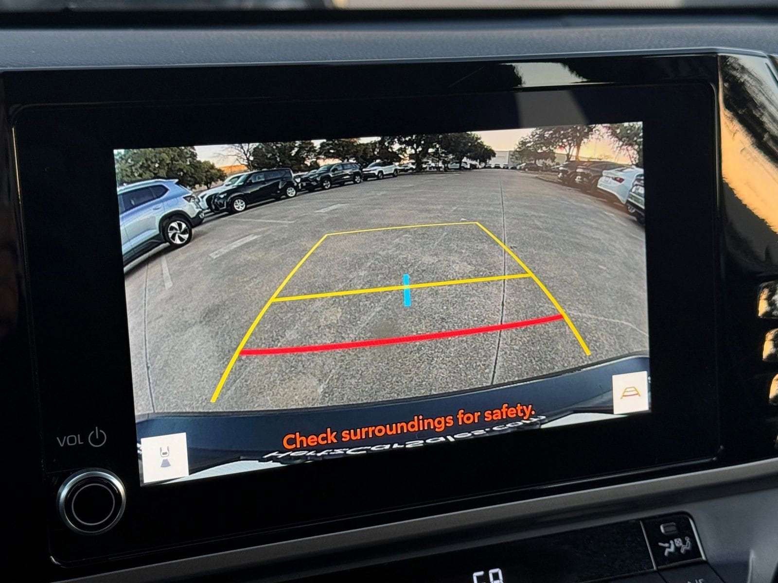 Thumbnail: 2025 Toyota Camry - 17