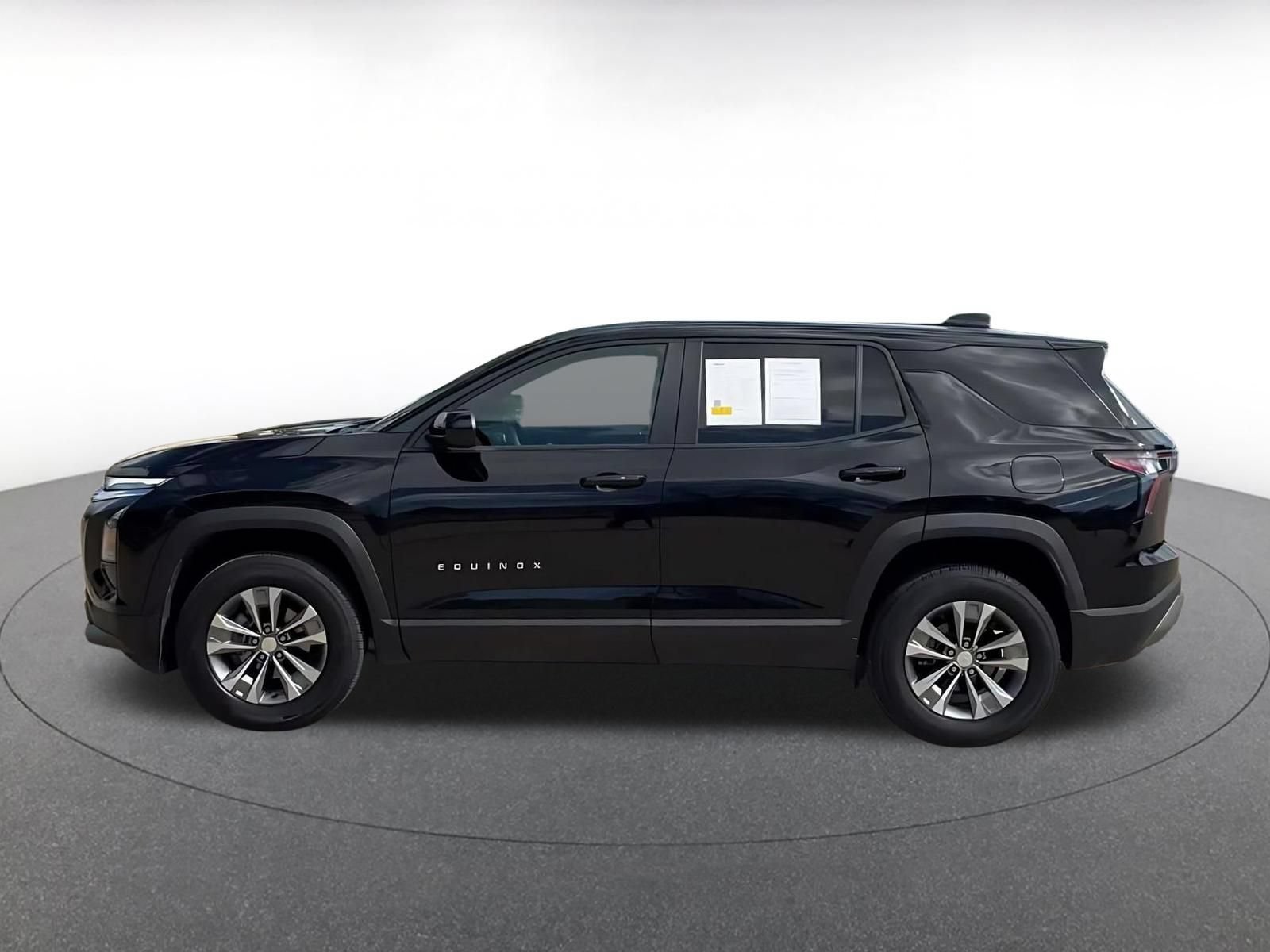 Thumbnail: 2025 Chevrolet Equinox - 9