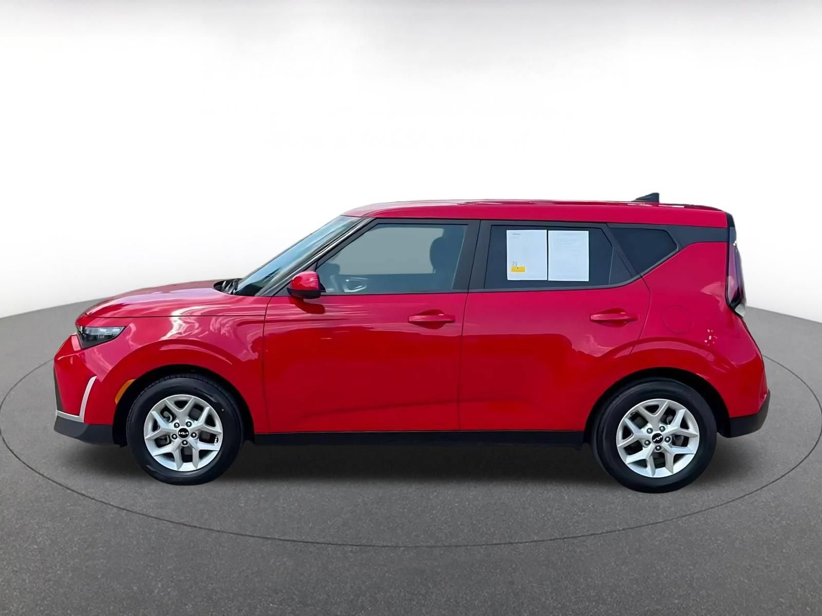 Thumbnail: 2025 Kia Soul - 9