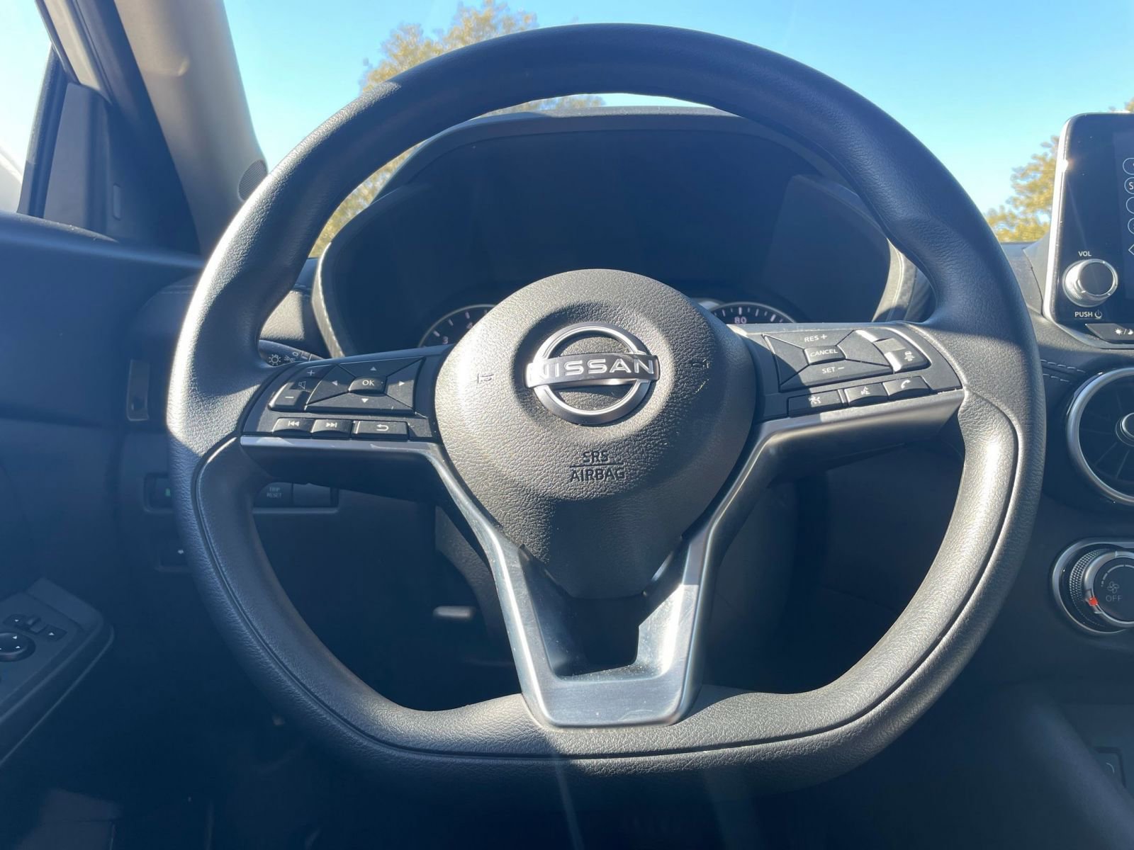 Thumbnail: 2025 Nissan Sentra - 28