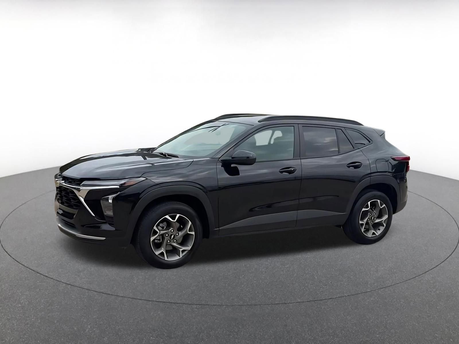 Thumbnail: 2025 Chevrolet Trax - 8