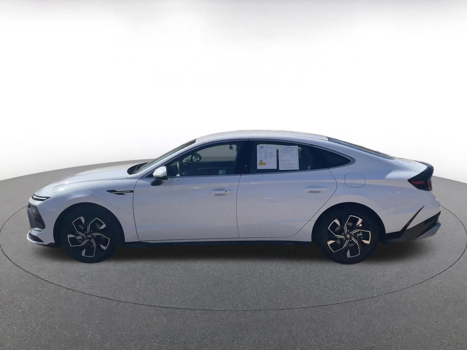 Thumbnail: 2025 Hyundai Sonata - 9