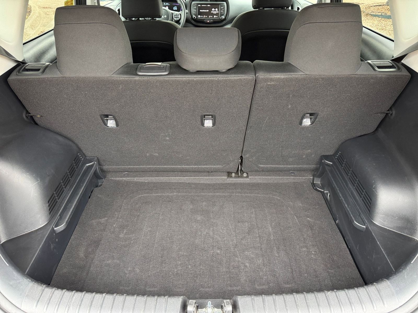 Thumbnail: 2025 Kia Soul - 31