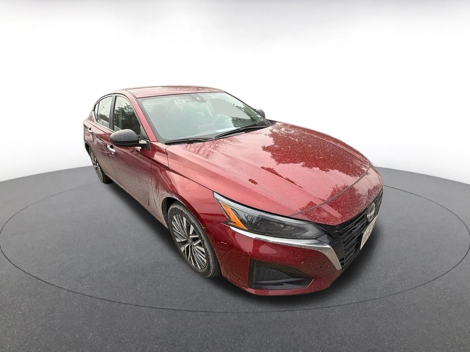 Thumbnail: 2025 Nissan Altima - 1