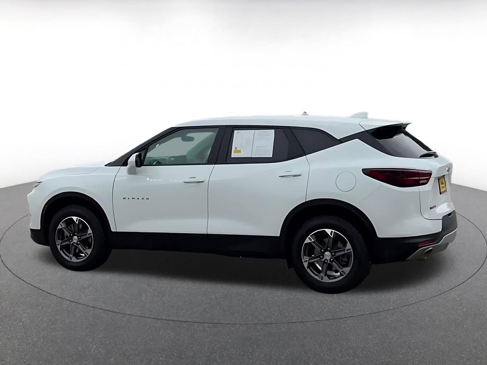 Thumbnail: 2025 Chevrolet Blazer - 10