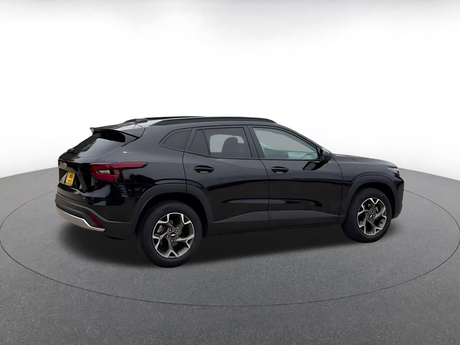 Thumbnail: 2025 Chevrolet Trax - 14