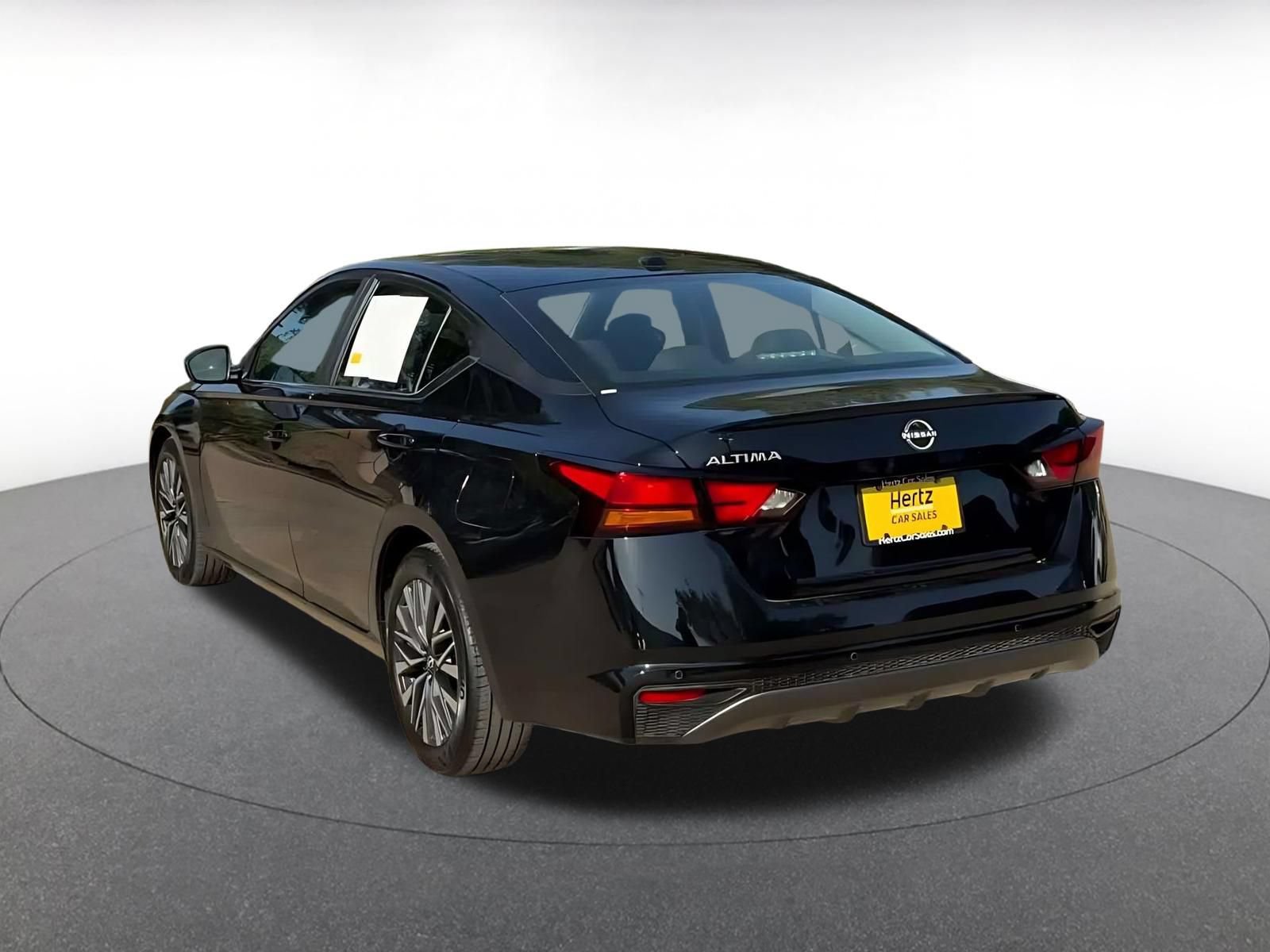 Thumbnail: 2026 Nissan Altima - 10