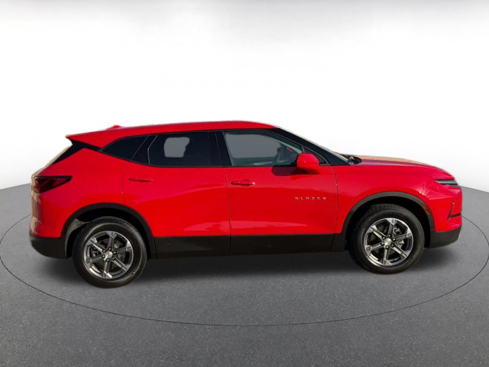 Thumbnail: 2025 Chevrolet Blazer - 16
