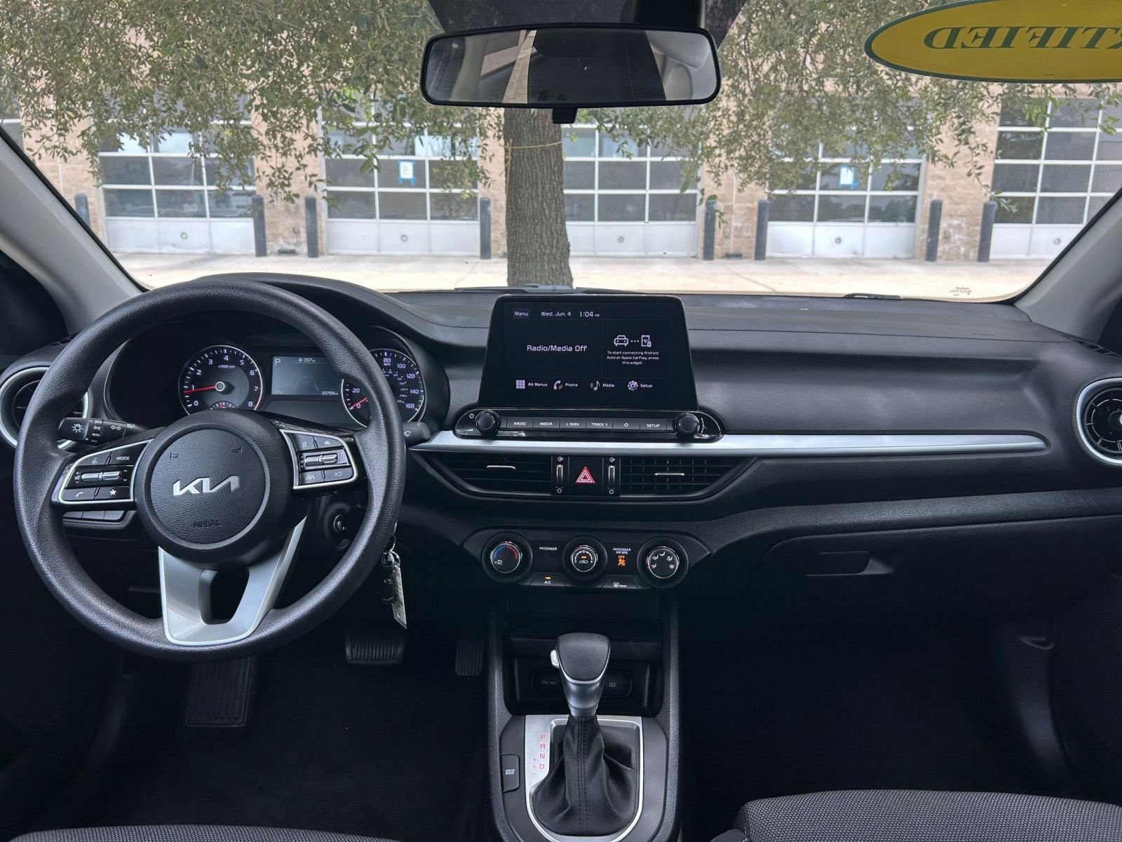 2024 Kia Forte LXS 29