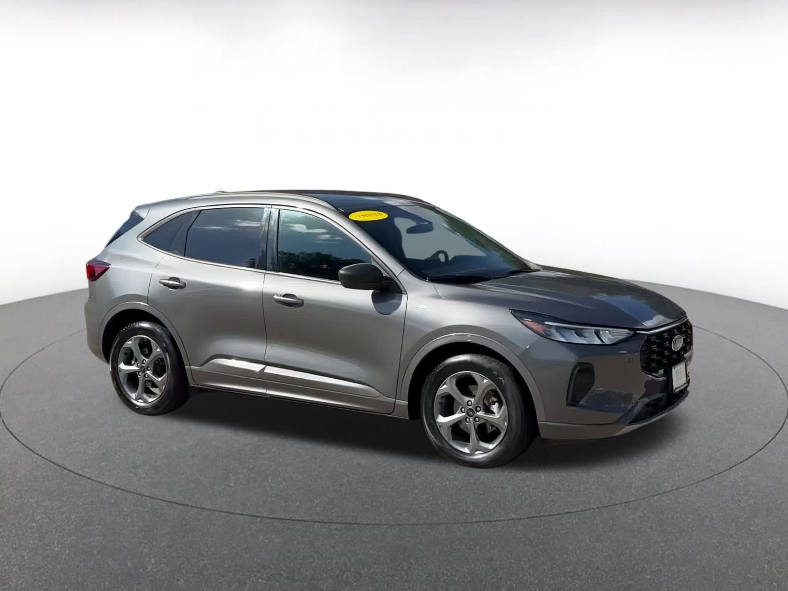 Thumbnail: 2023 Ford Escape - 2