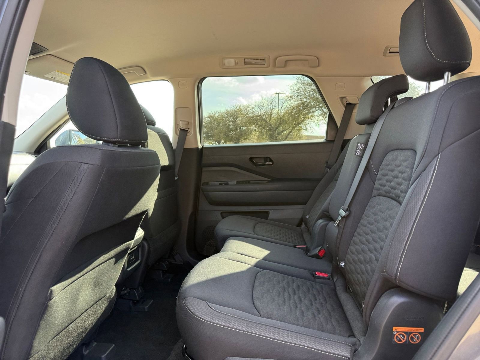 Thumbnail: 2025 Nissan Pathfinder - 27