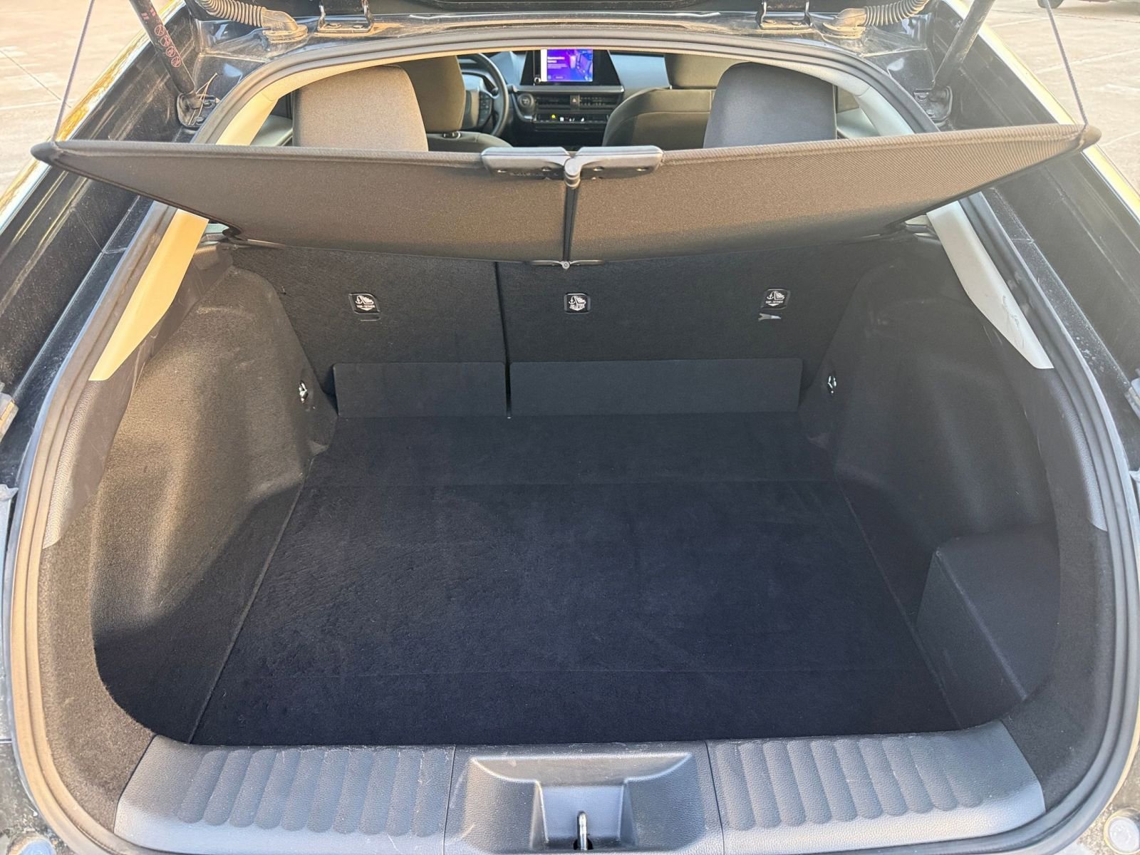 Thumbnail: 2025 Toyota Prius - 31