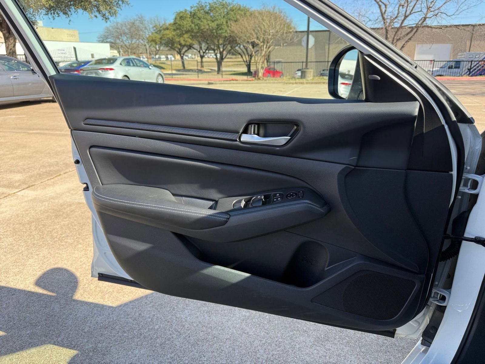 Thumbnail: 2025 Nissan Altima - 20