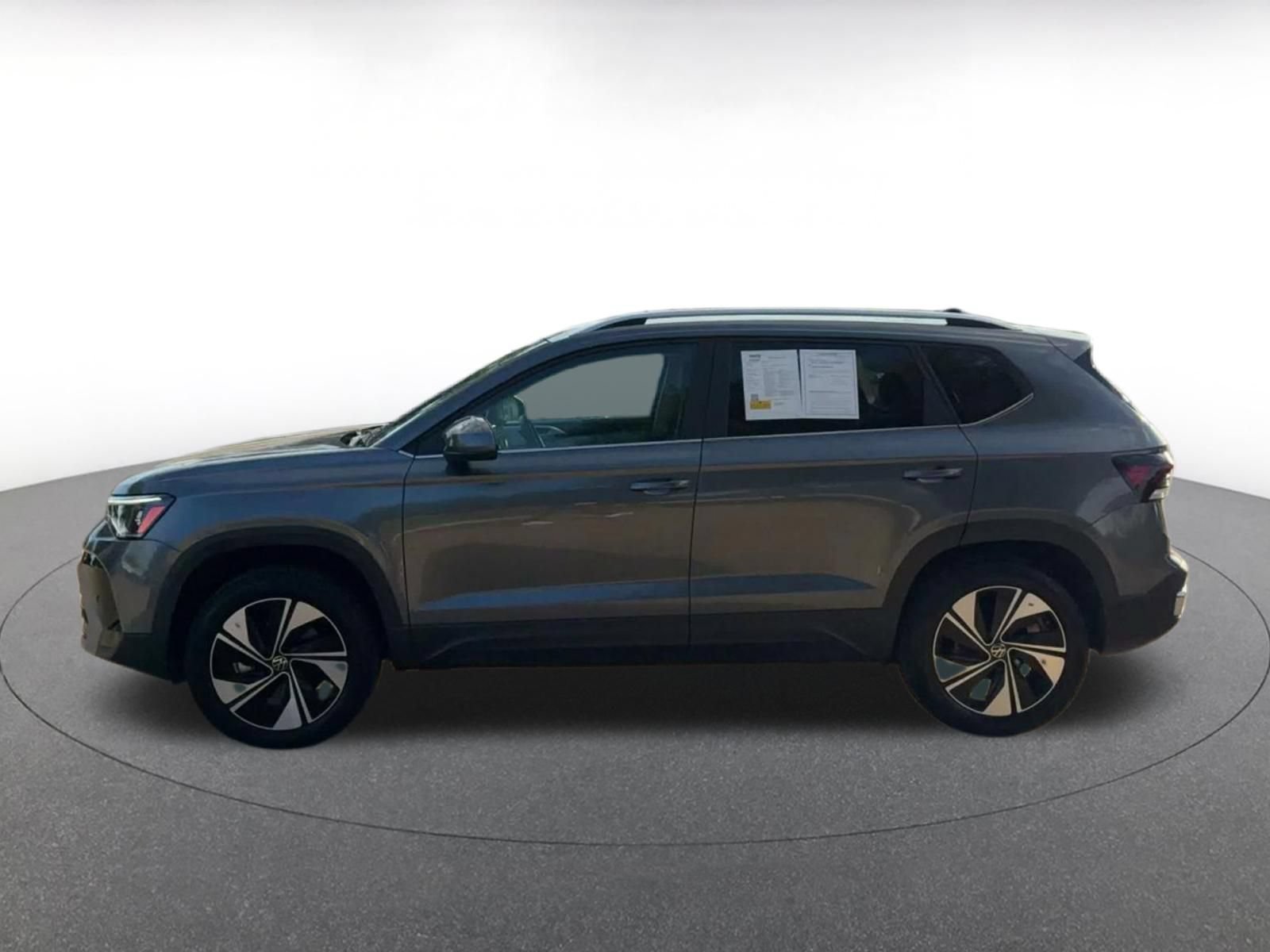 Thumbnail: 2026 Volkswagen Taos - 8