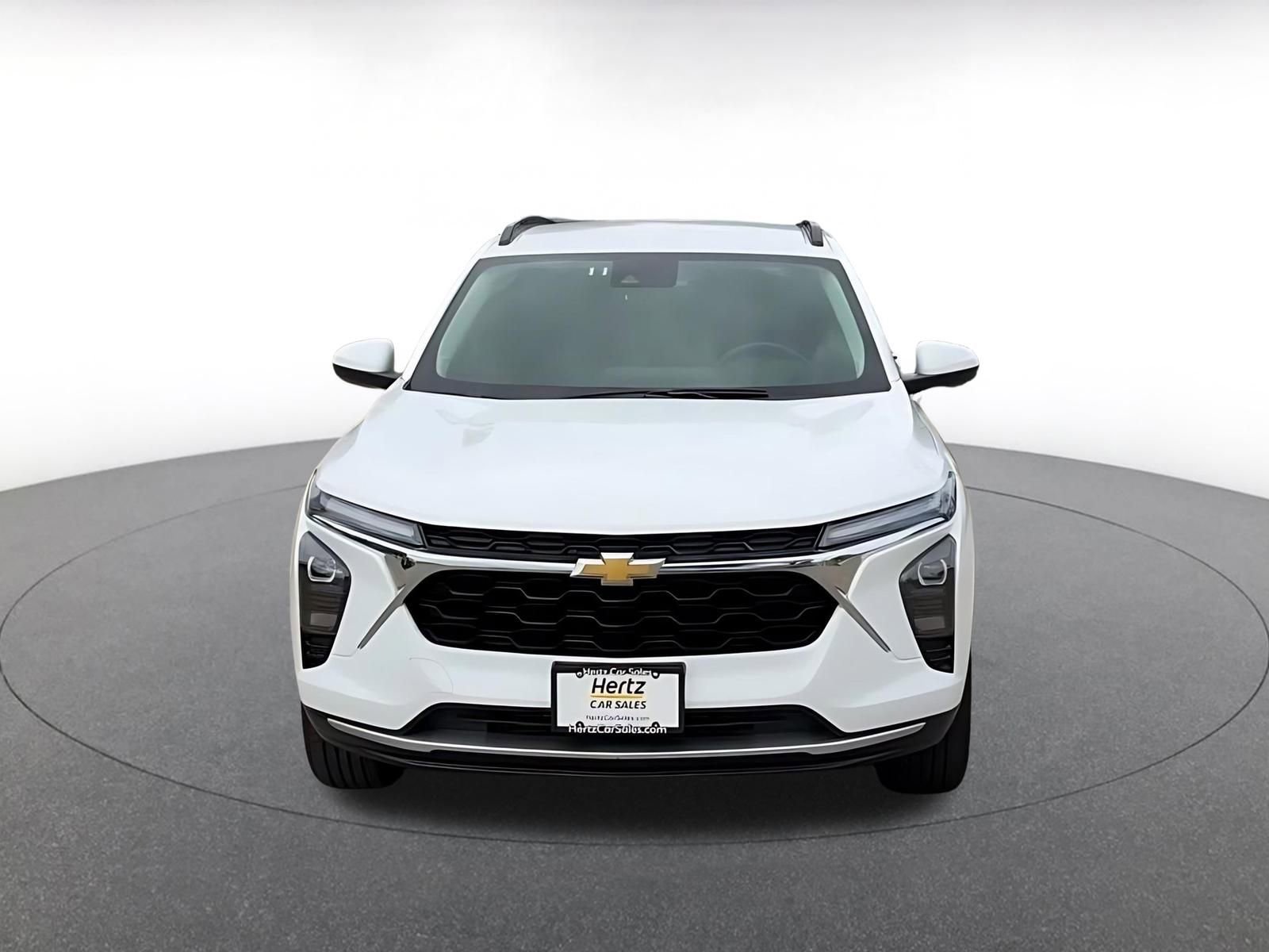 Thumbnail: 2025 Chevrolet Trax - 4