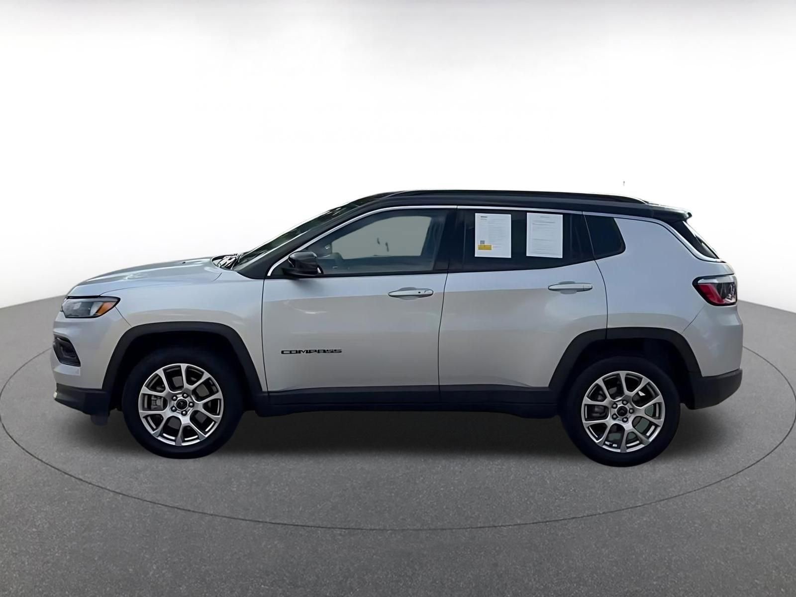 Thumbnail: 2025 Jeep Compass - 9