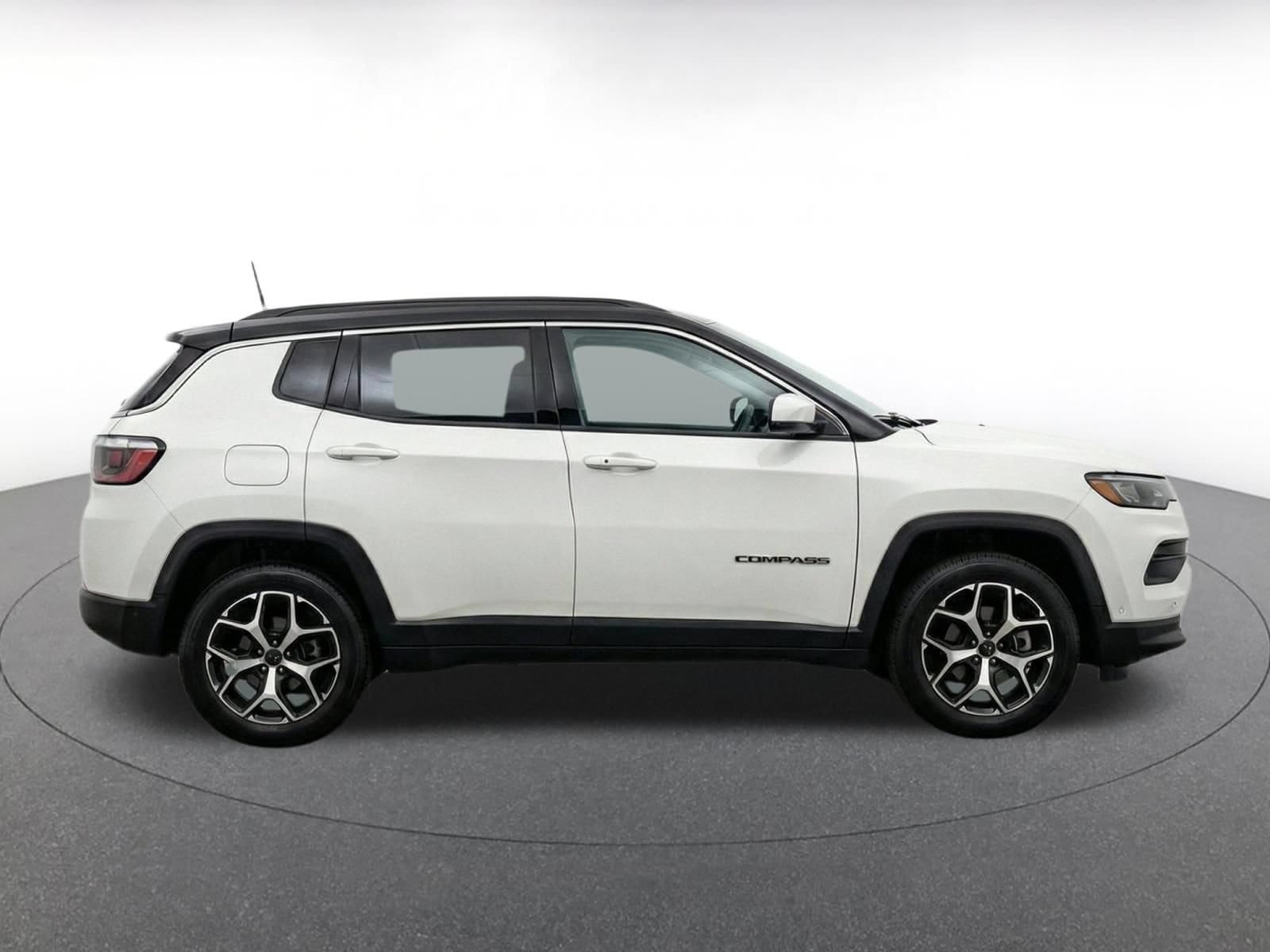 Thumbnail: 2025 Jeep Compass - 10