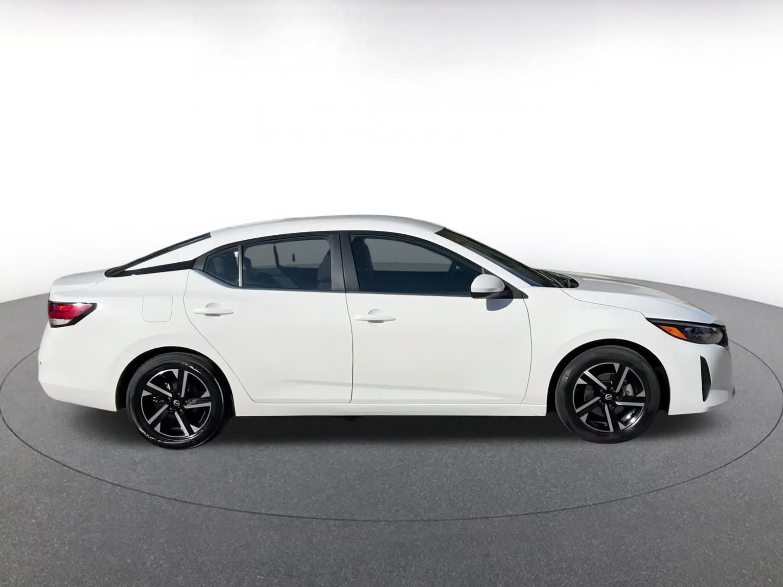 Thumbnail: 2024 Nissan Sentra - 16
