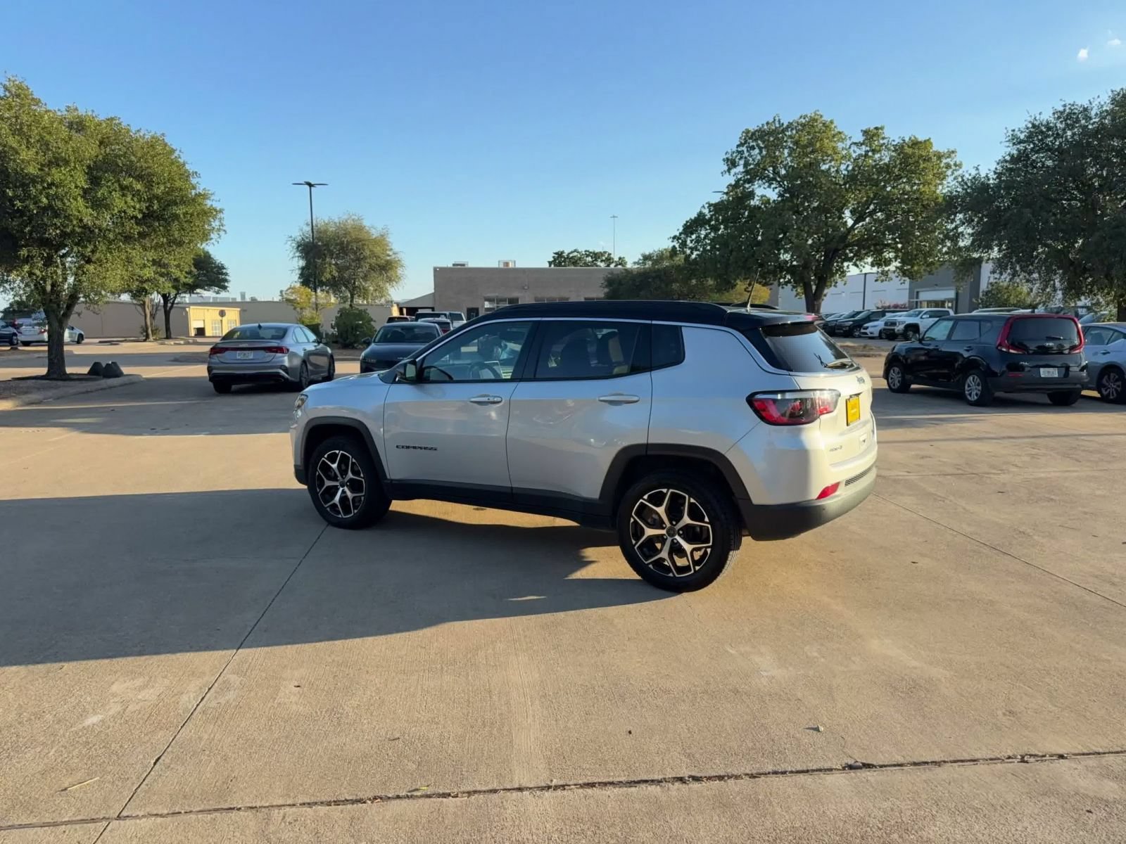 Thumbnail: 2025 Jeep Compass - 9