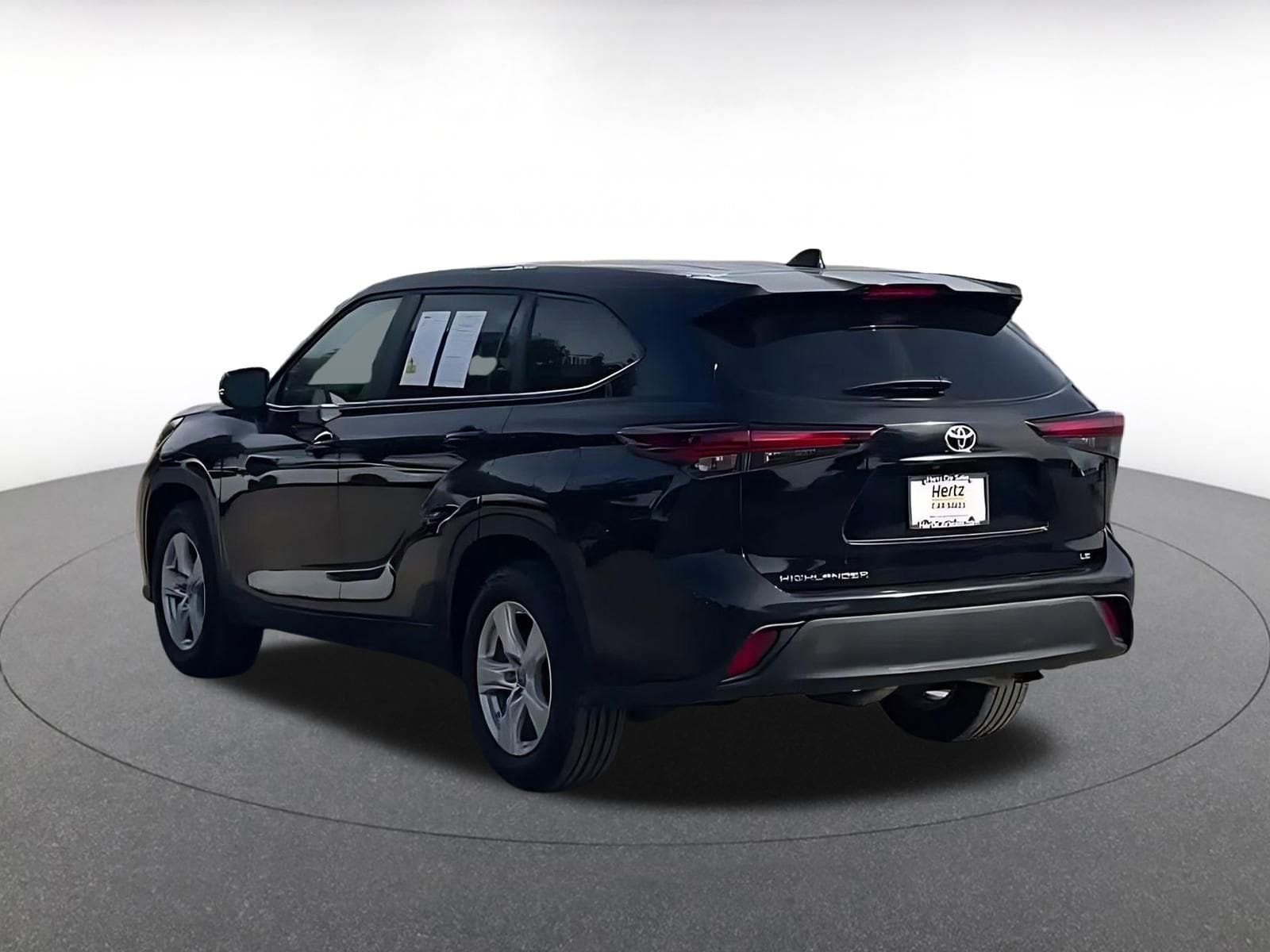 Thumbnail: 2025 Toyota Highlander - 11