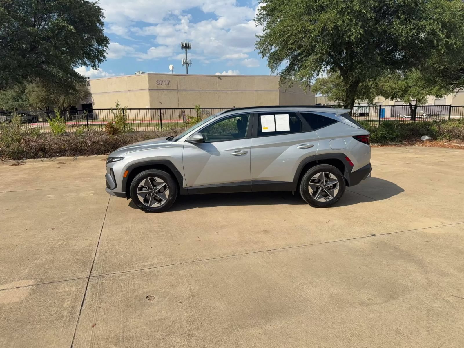 Thumbnail: 2026 Hyundai Tucson - 8