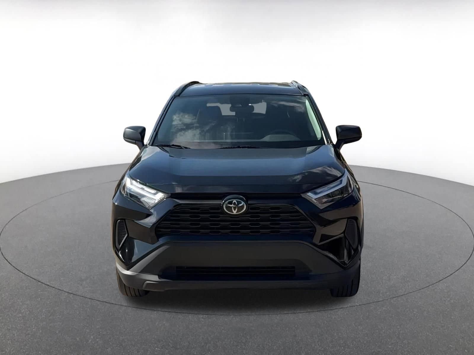 Thumbnail: 2025 Toyota RAV4 - 4