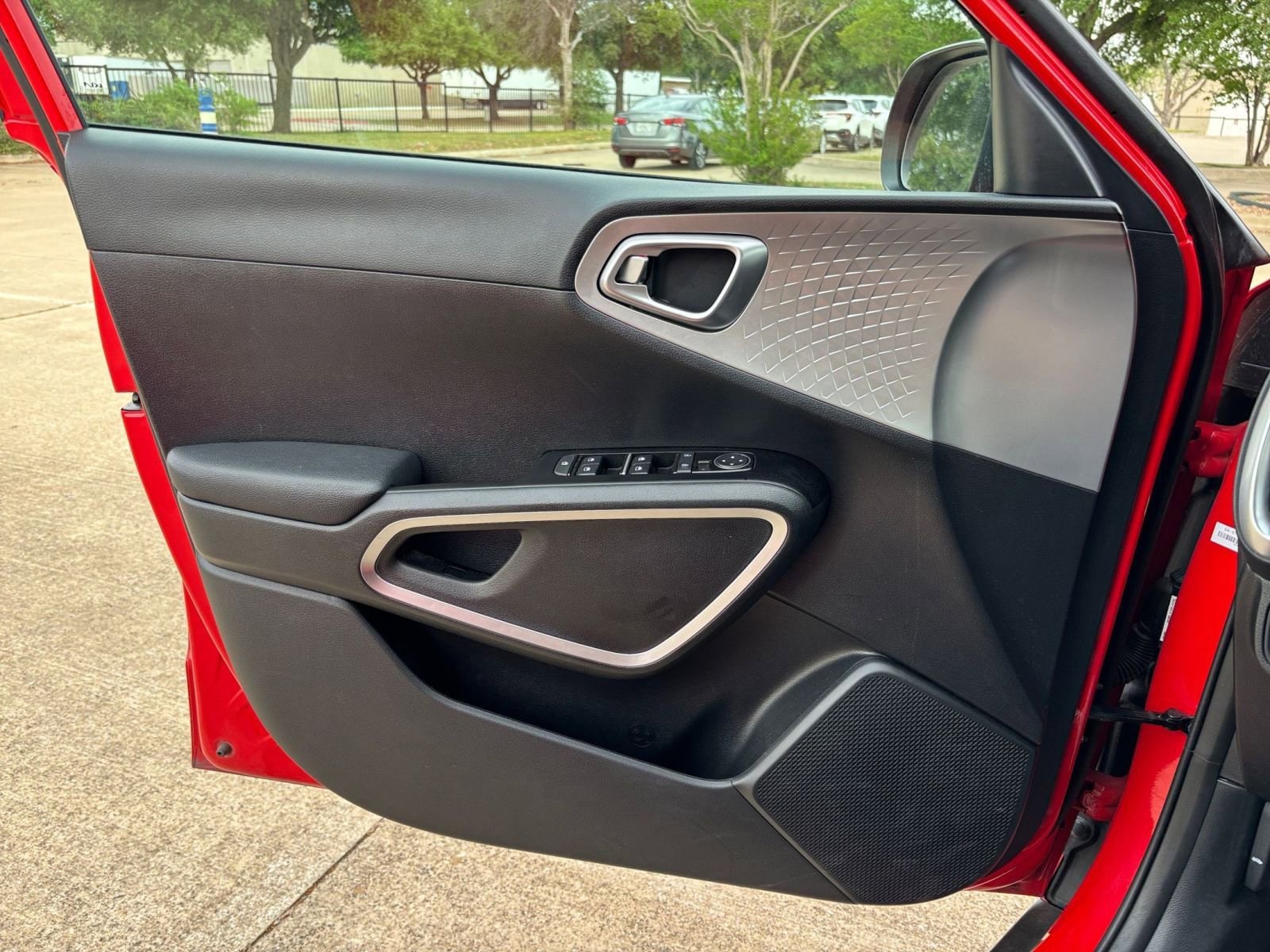 Thumbnail: 2025 Kia Soul - 18