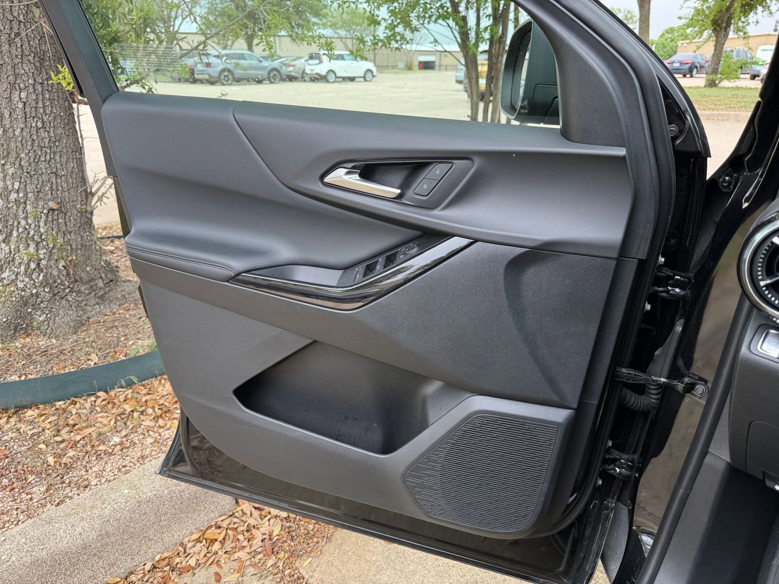 Thumbnail: 2025 Chevrolet Equinox - 18