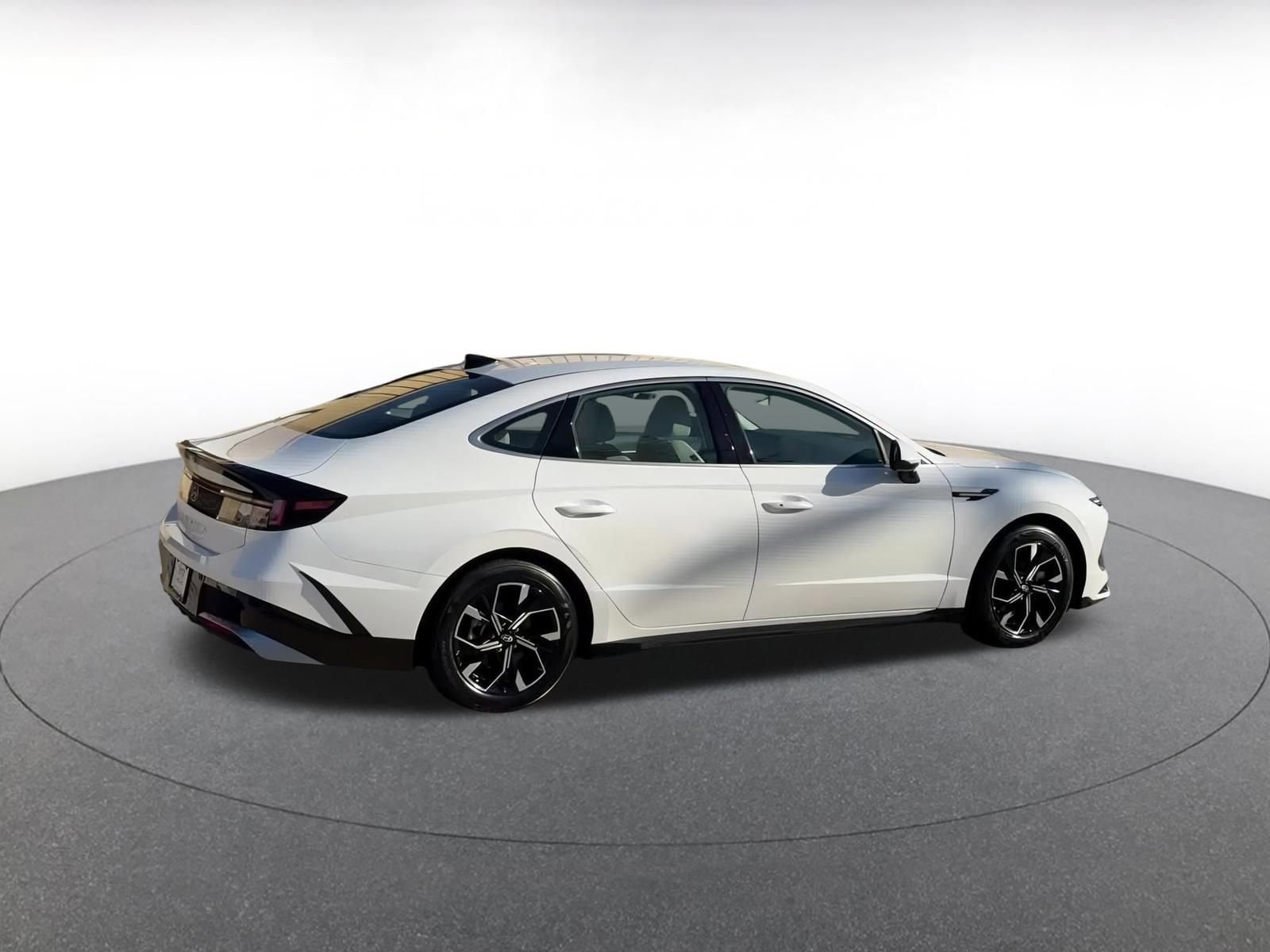 Thumbnail: 2025 Hyundai Sonata - 15