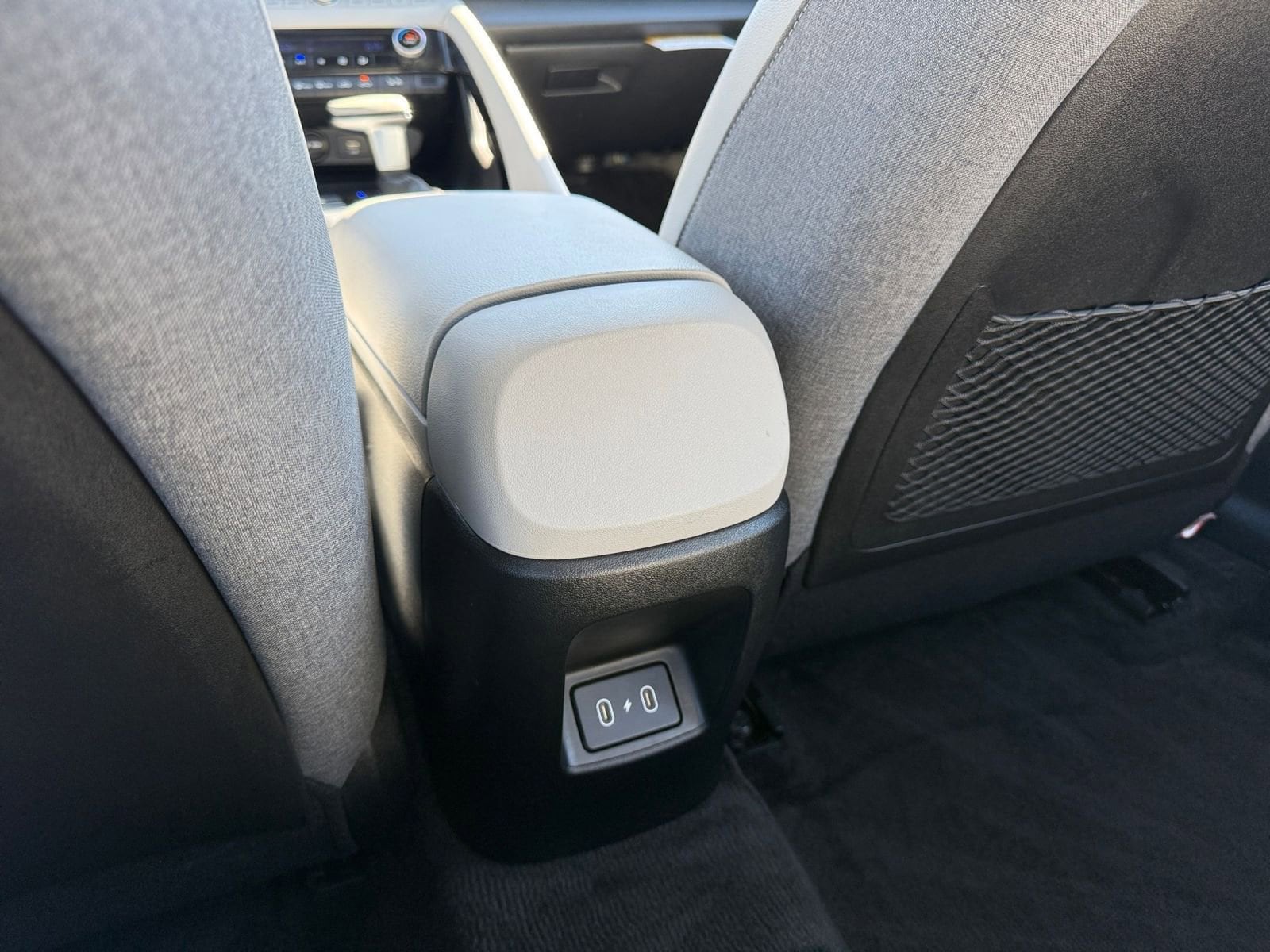 Thumbnail: 2025 Hyundai Elantra - 24