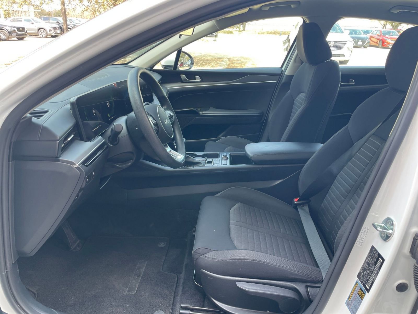 Thumbnail: 2025 Kia K5 - 30