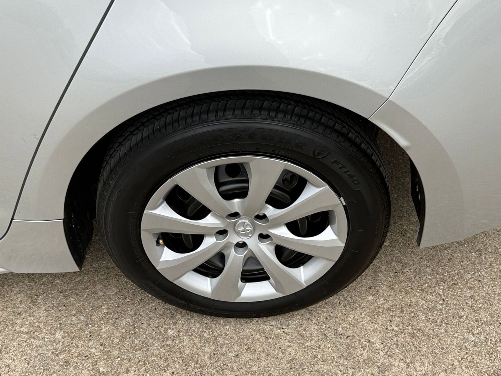 Thumbnail: 2025 Toyota Corolla - 30