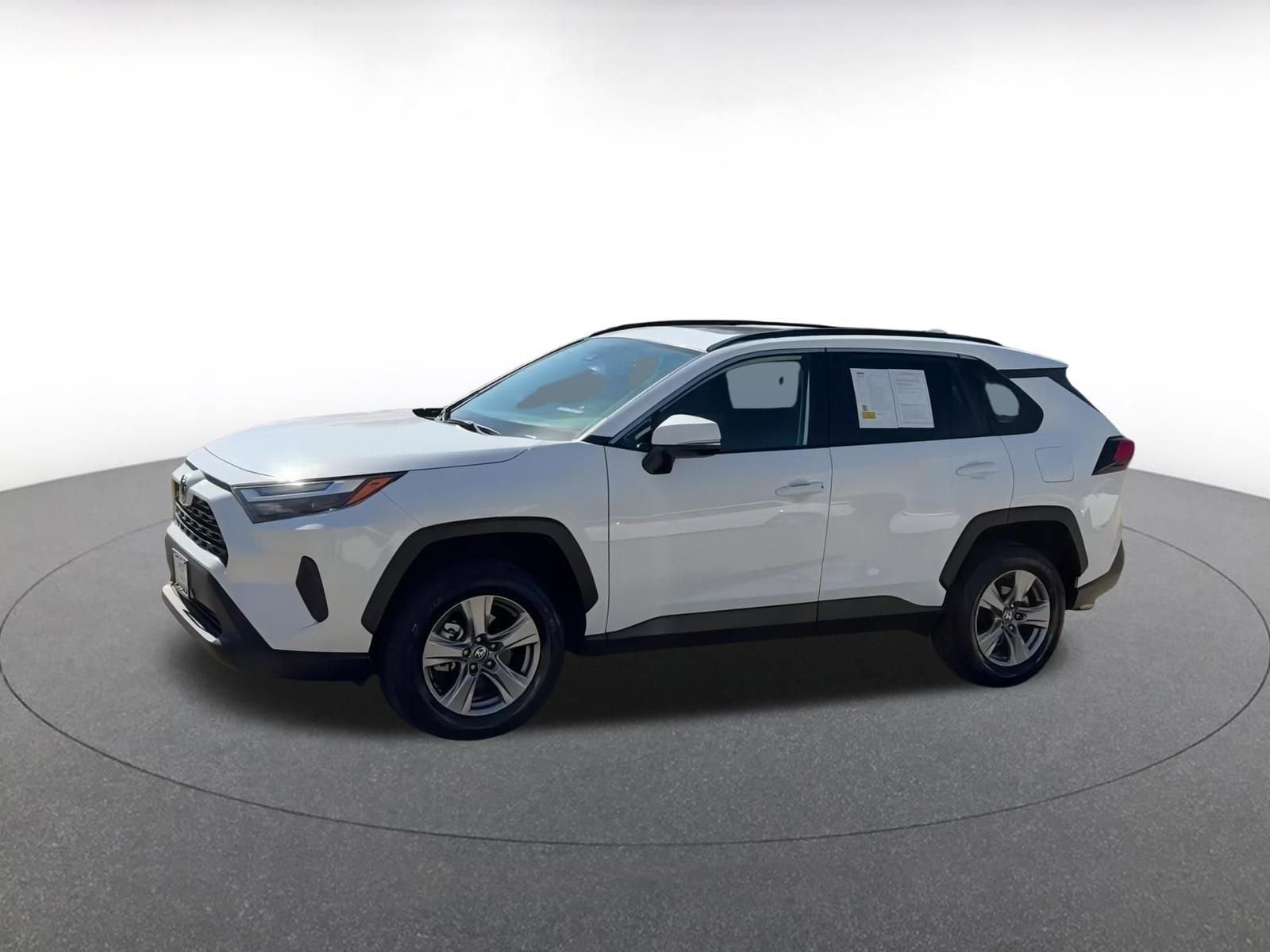 Thumbnail: 2025 Toyota RAV4 - 8
