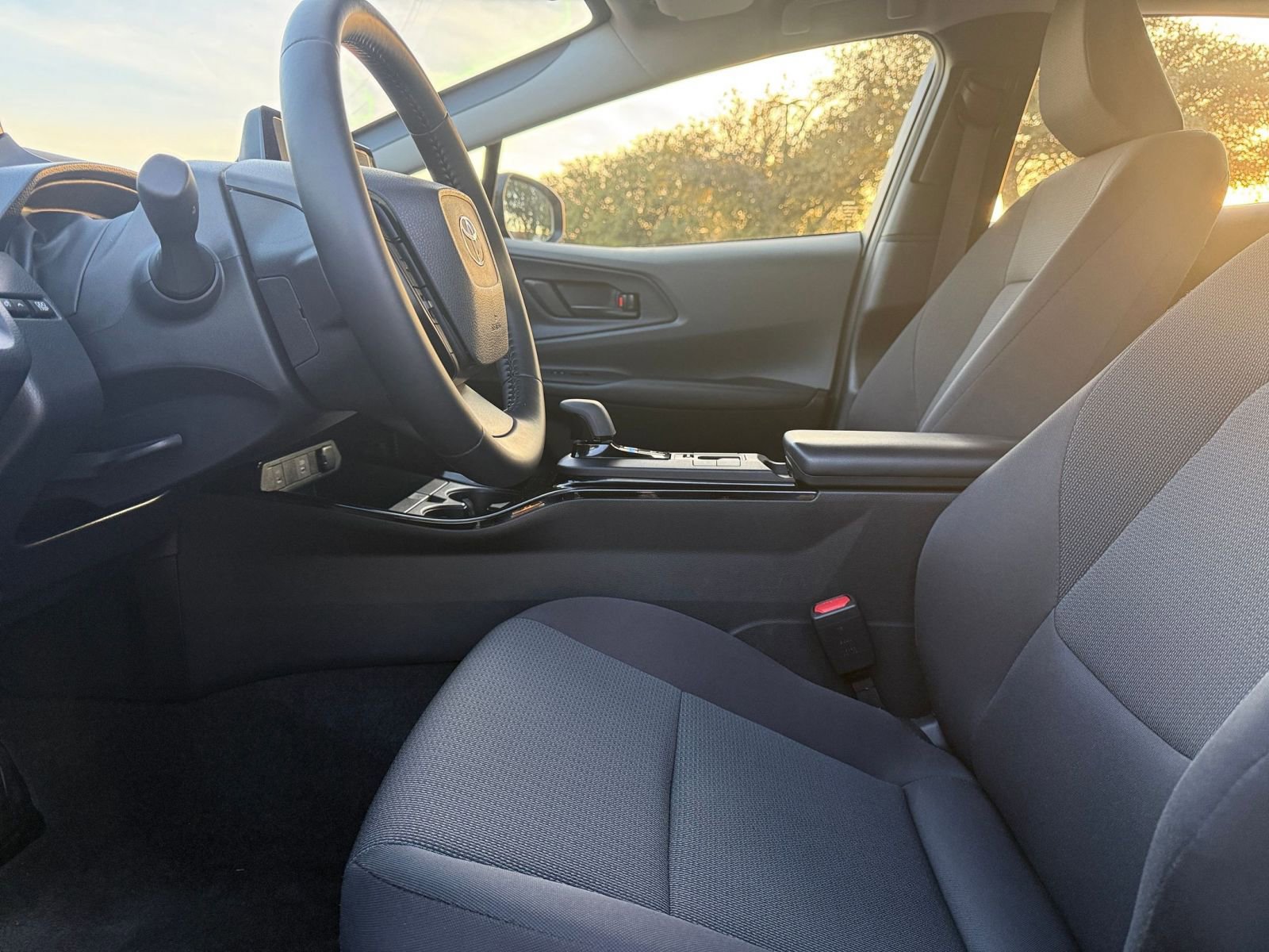 Thumbnail: 2025 Toyota Prius - 27