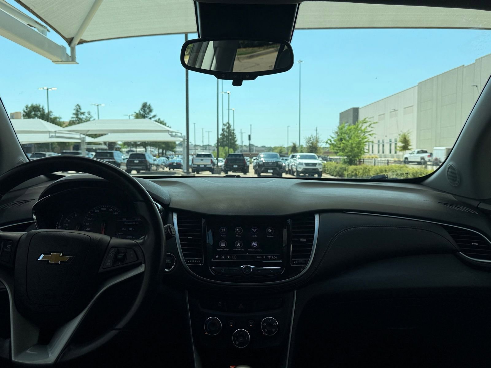 Thumbnail: 2022 Chevrolet Trax - 33